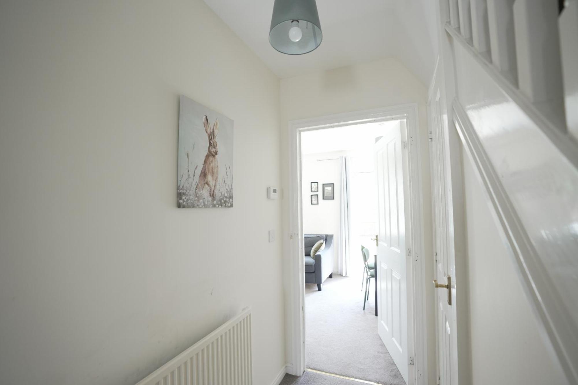 Spacious 4 Bedroom, Perfect For Contractors, Families, Private Parking Royal Wootton Bassett Extérieur photo